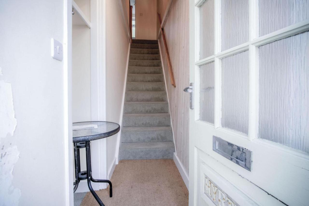 Myrtle - 1 Bedroom Apartment - Saundersfoot Luaran gambar